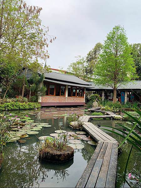 台中庭園景觀餐廳-田寮農莊小橋流水